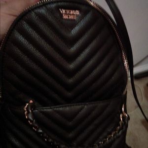 VS NWT SMALL BACKPACK